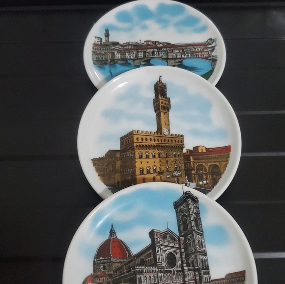 A Set of 3 Ceramic Italy's Landmarks  Coasters - Picture 2 of 5